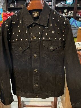 Reserved Black Studded Denim Jacket with Star Accents